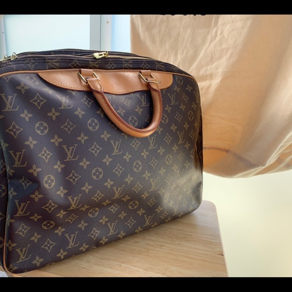 Louis Vuitton Monogram Alize Hueres - Picture 4 of 12